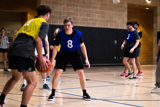 Intramural basketball game at rec center